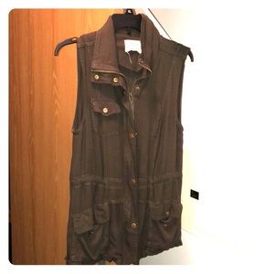 Green short sleeve cardigan